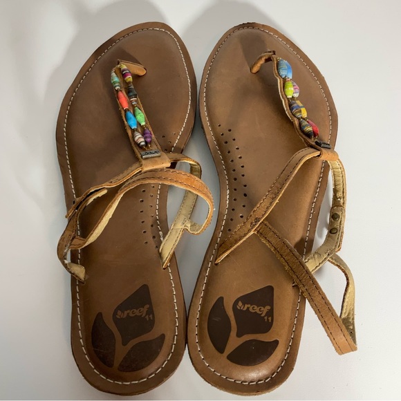 Reef Multi-Color Jewel Beads Between Toe Brown Ankle Strap Sandals Snap Closure. - Picture 8 of 16